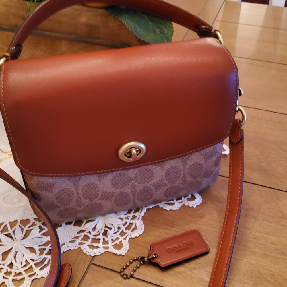 Coach Cassie 19 in Signature Canvas 89089 - Picture 2 of 12